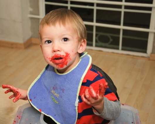 2013 07 26 Elmo Cupcakes-5