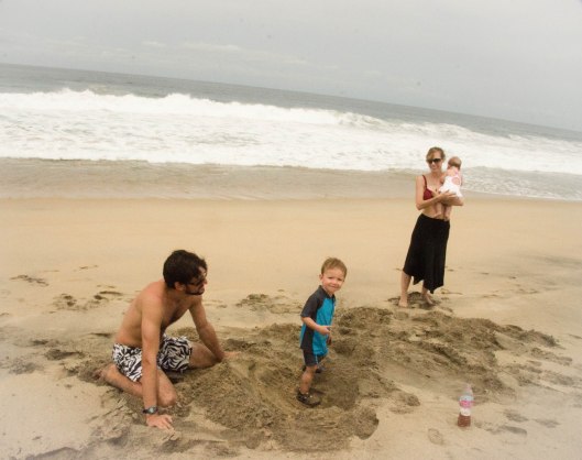 2013 08 02 Puerto Escondido- The Beach-11