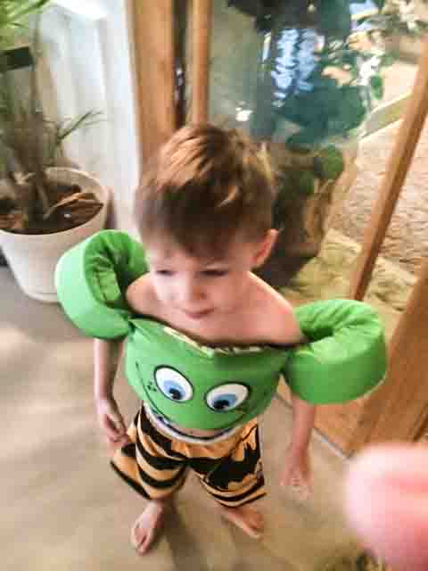 2014 04 16 In the Pool!-2